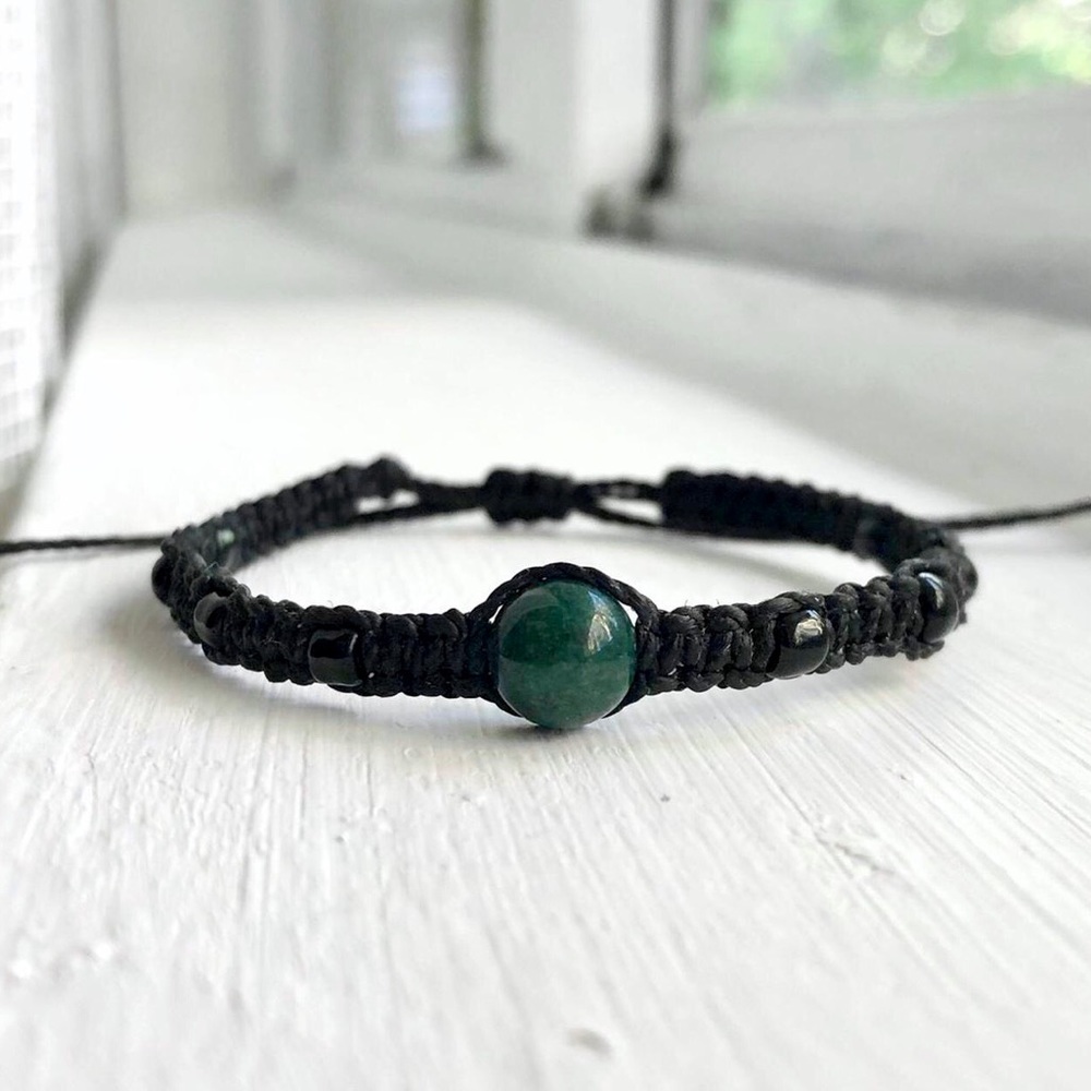 ☽ Mountain Dark Jade Black Beaded Bracelet ☾ - Picture 2 of 3